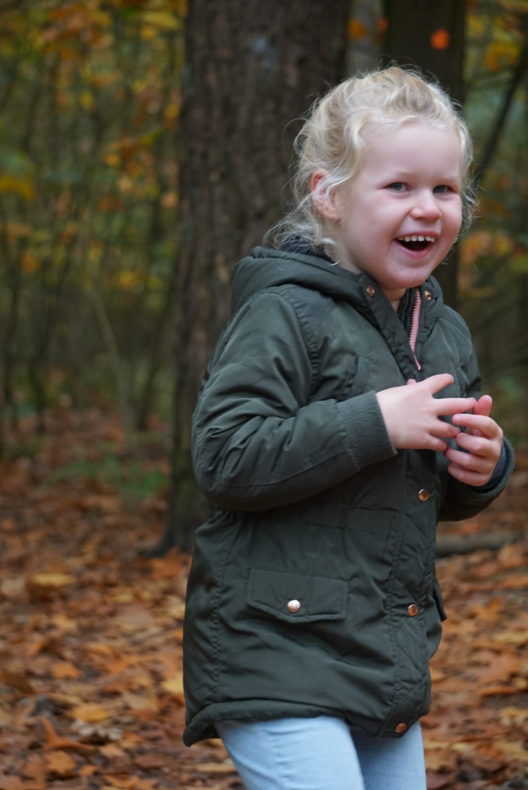  In Nederland worden tussen de 10 en 20 kinderen per jaar geboren met het angelman syndroom.