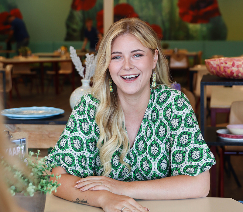 Foto 1 Kaya Portret 800X700