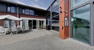Burg. Godwaldtstraat 8 Voor