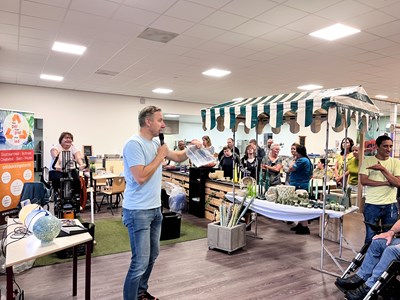 Samen Op De Recycle Fiets3